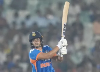 India Crush Zimbabwe by Nine Wickets in 2nd T20I