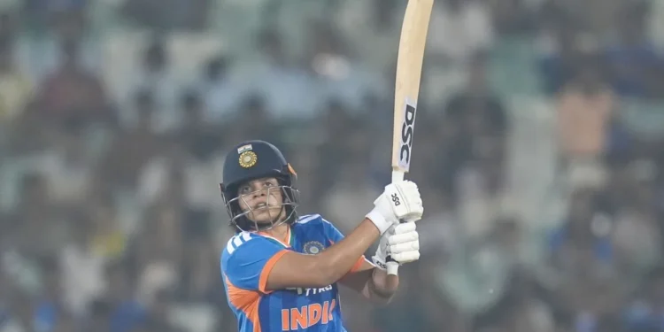 India Crush Zimbabwe by Nine Wickets in 2nd T20I