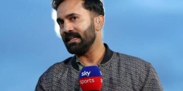 Dinesh Karthik Shares His Playing XI After 2nd T20I Loss - ‘If I Were in the Indian Dressing Room’
